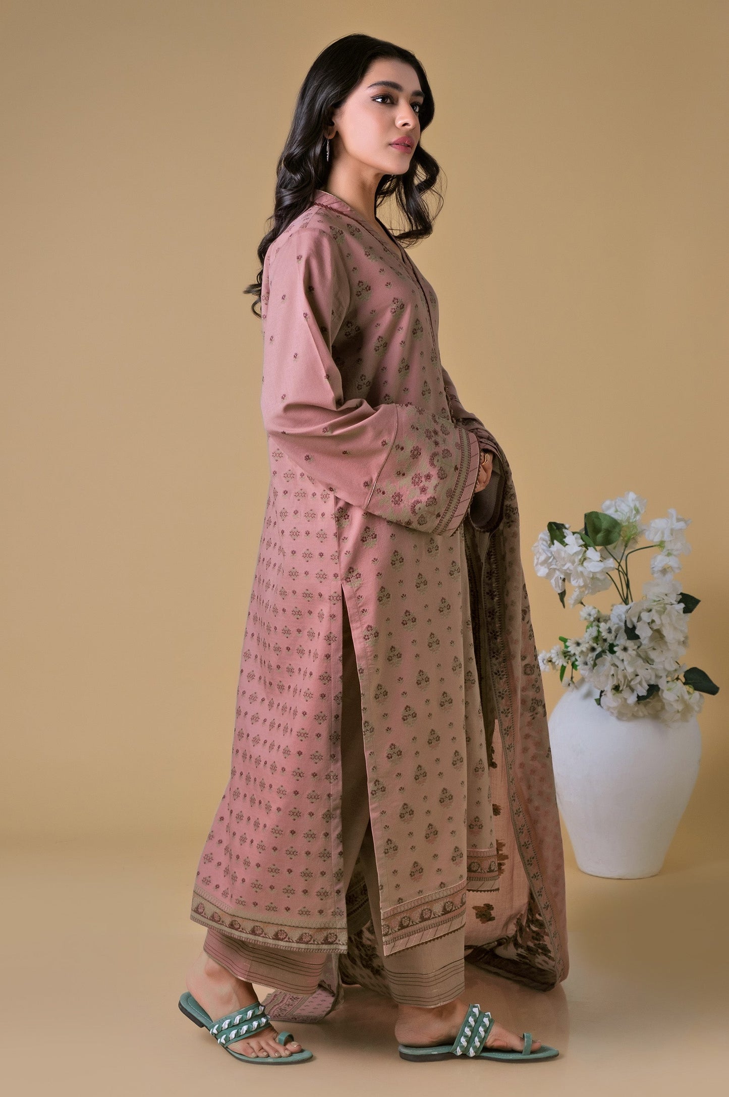 Stitched 3 Pieces Dyed Jacquard Suit