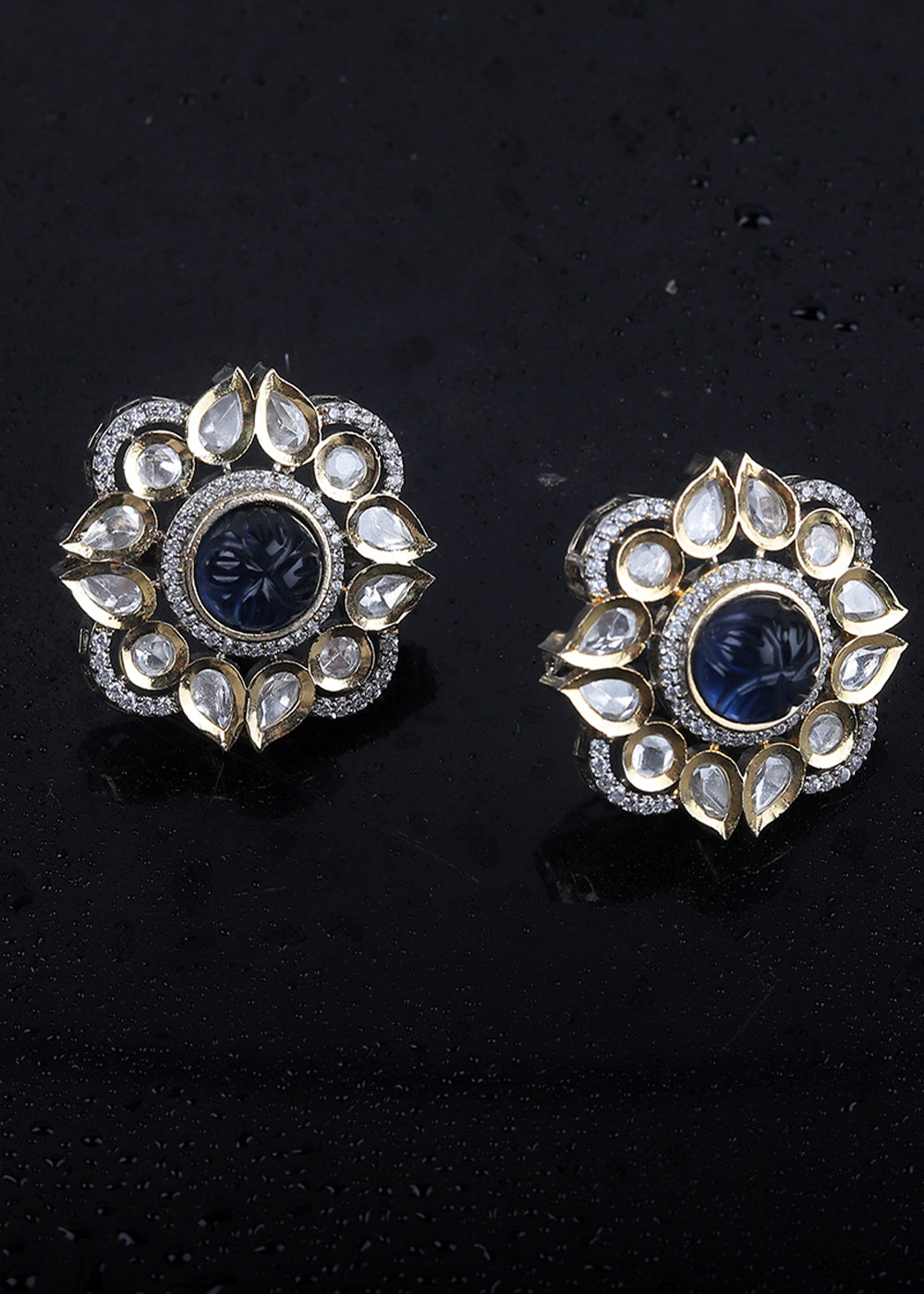 White & Blue Kundan Necklace Set Having Stone & Pearl work