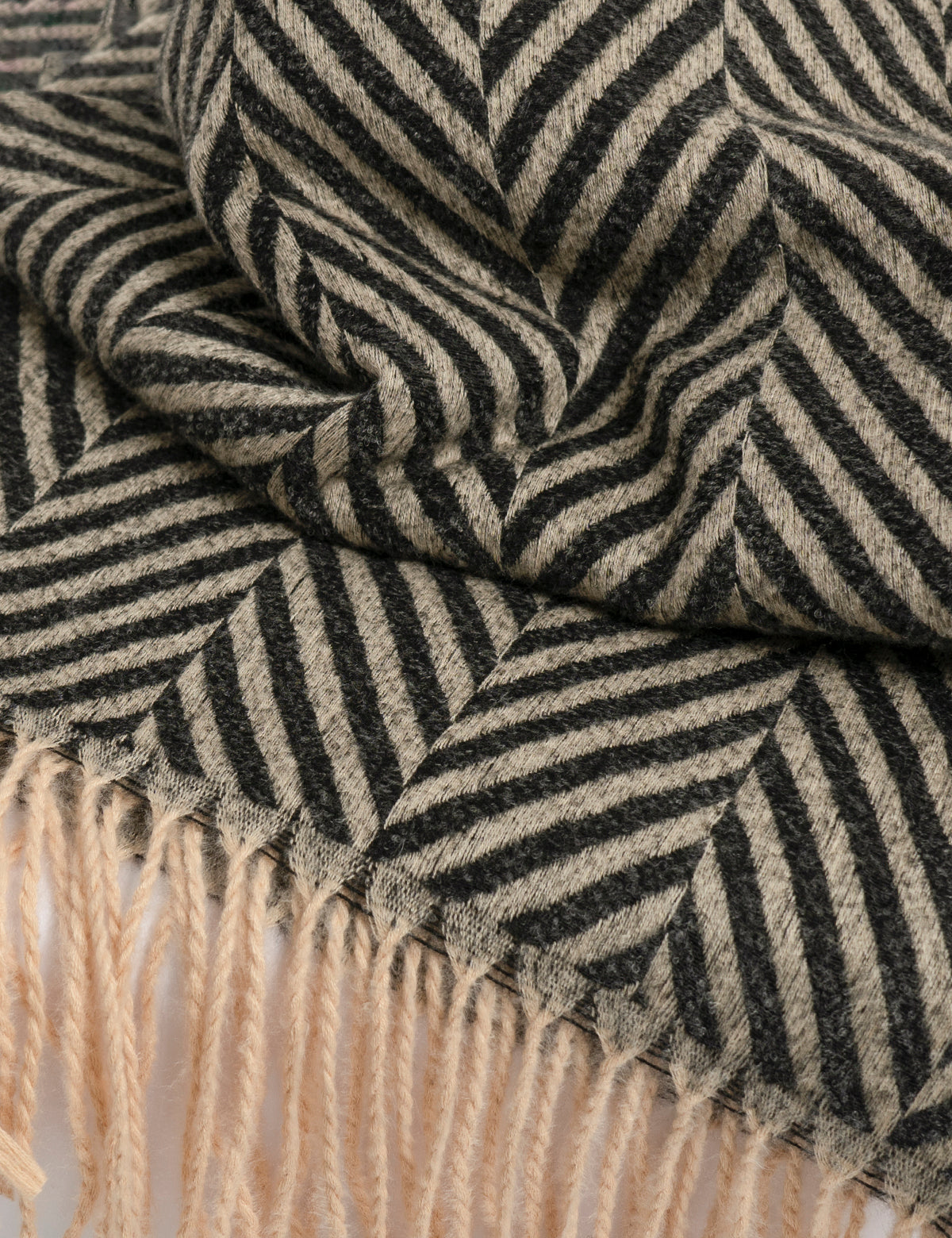 Zigzag Woolen Cashmere Stoles - Black