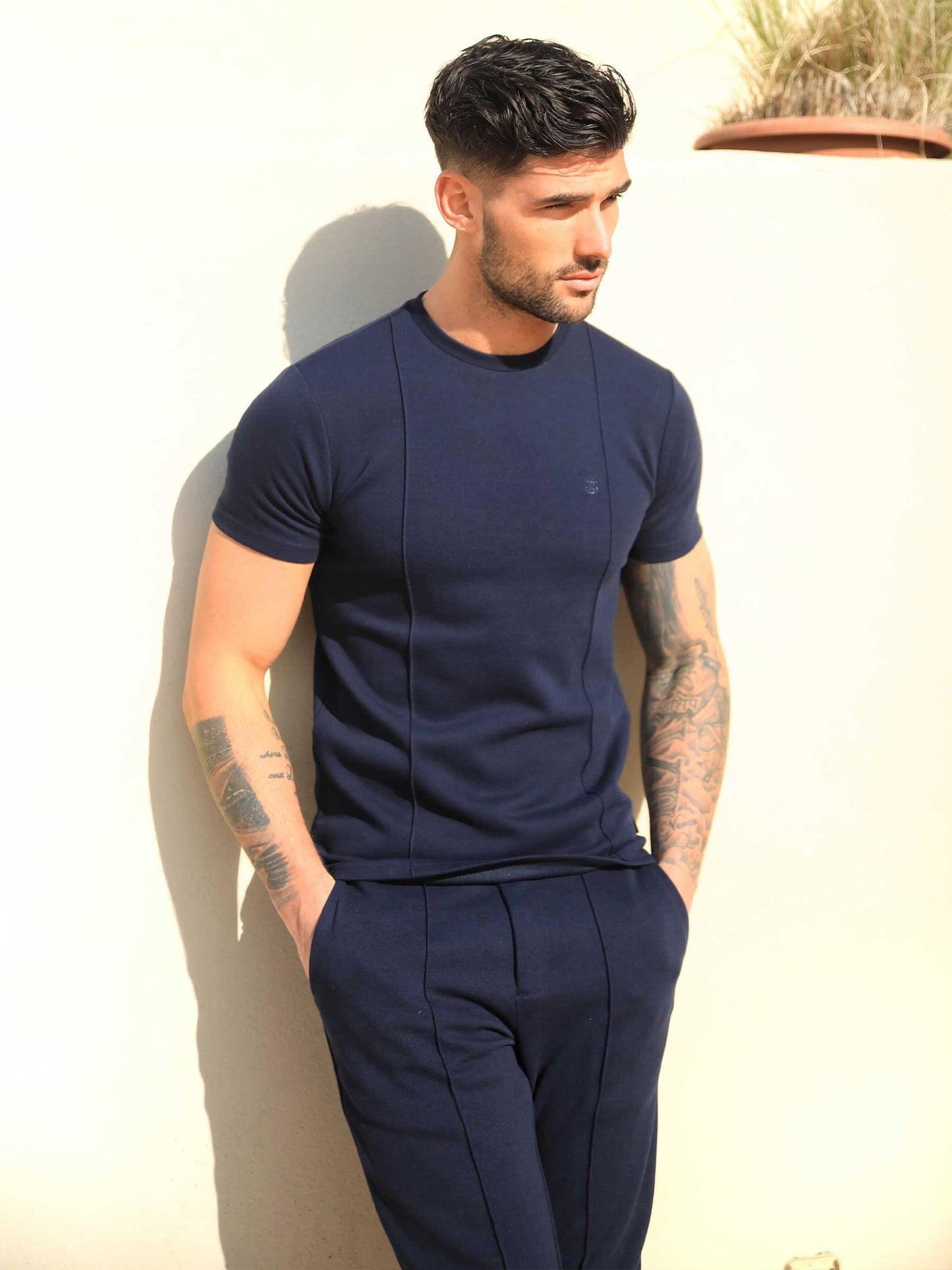 Amezri Seamline T-Shirt - Navy