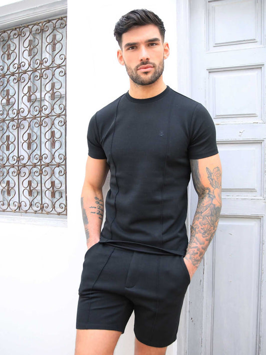Amezri Seamline T-Shirt - Black