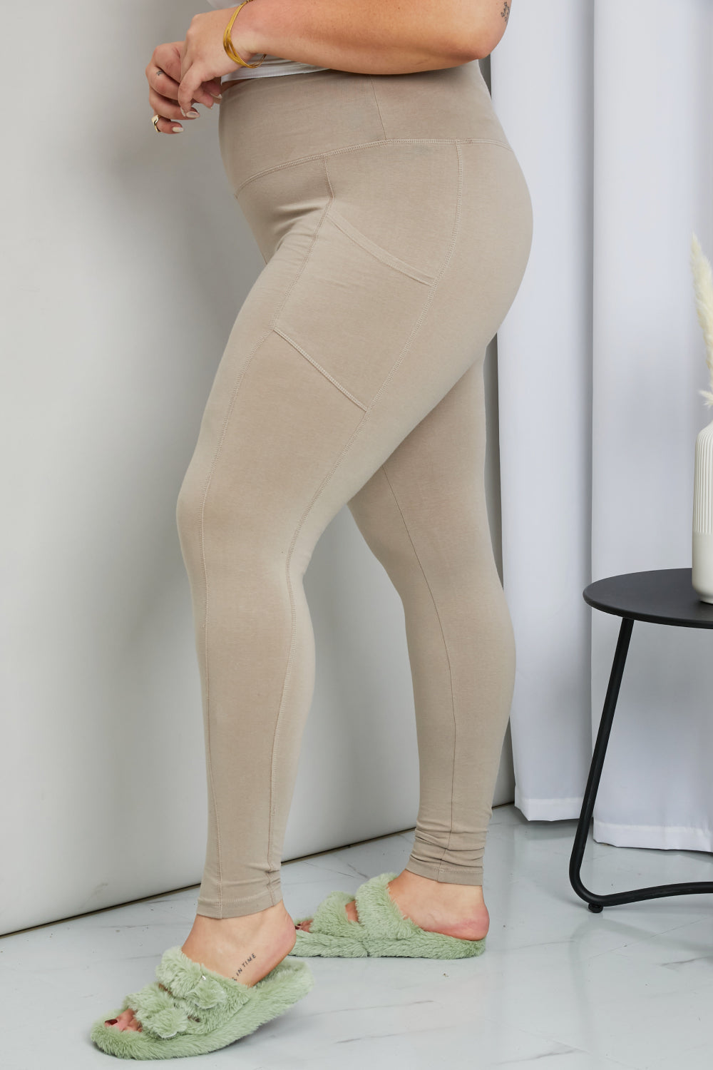 Zenana Ready to Roll Full Size Wide Waistband Pocket Leggings in Ash Mocha