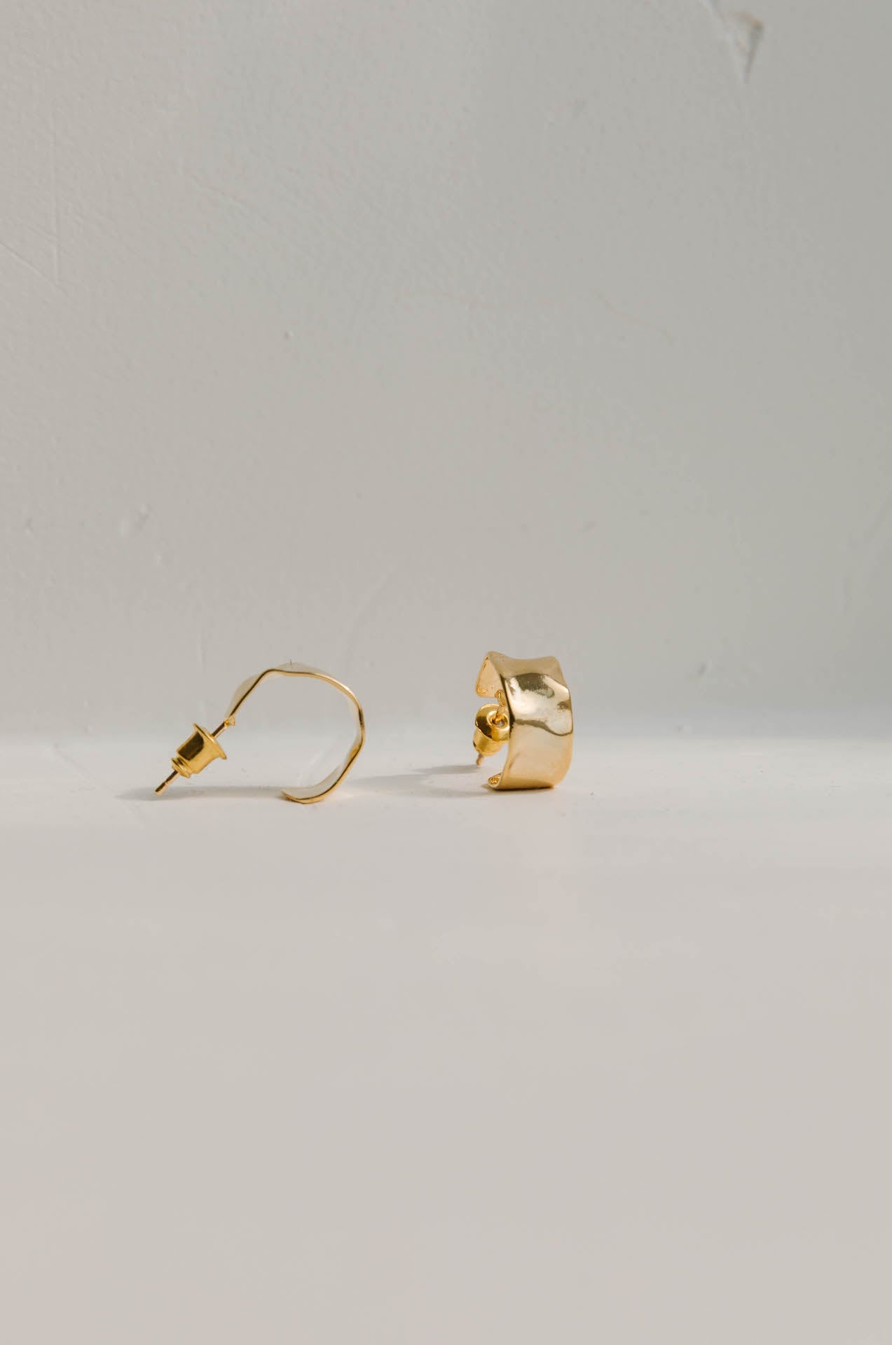 14k Gold Hammered Gold Hoop Earrings