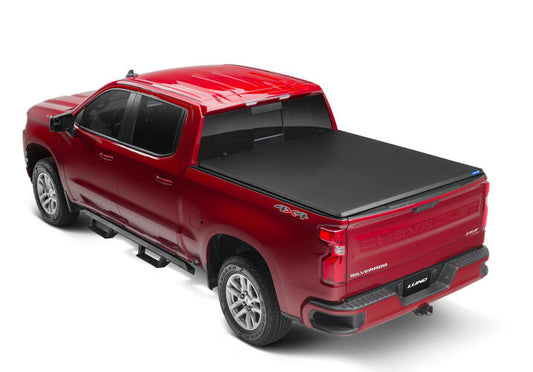 Lund 2016+ Toyota Tacoma (5ft. Bed) Hard Fold Tonneau Cover - Black (lnd969186)
