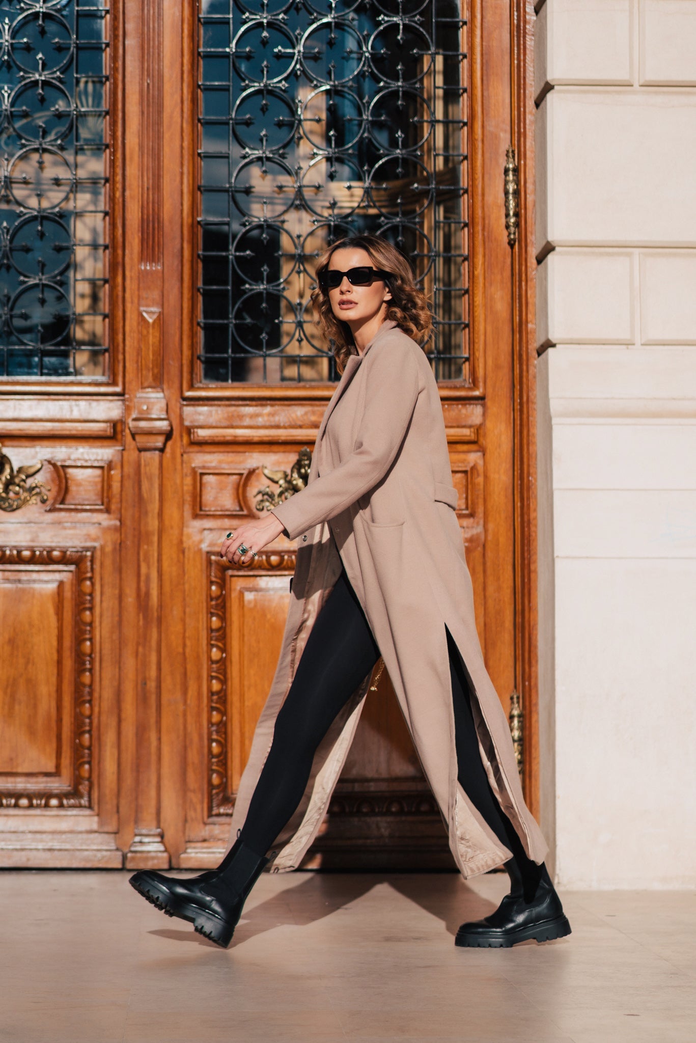 Palton lung cu crapatura Lia