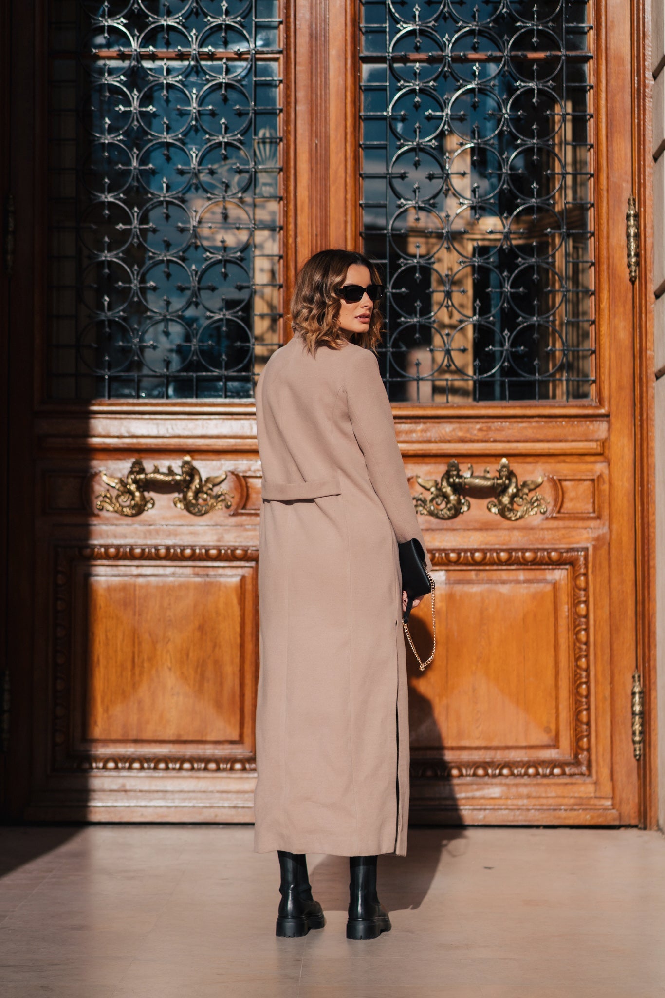 Palton lung cu crapatura Lia