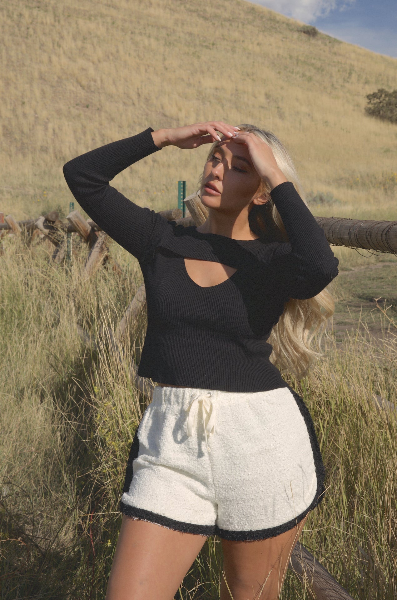 Cut Out Sweater In Black