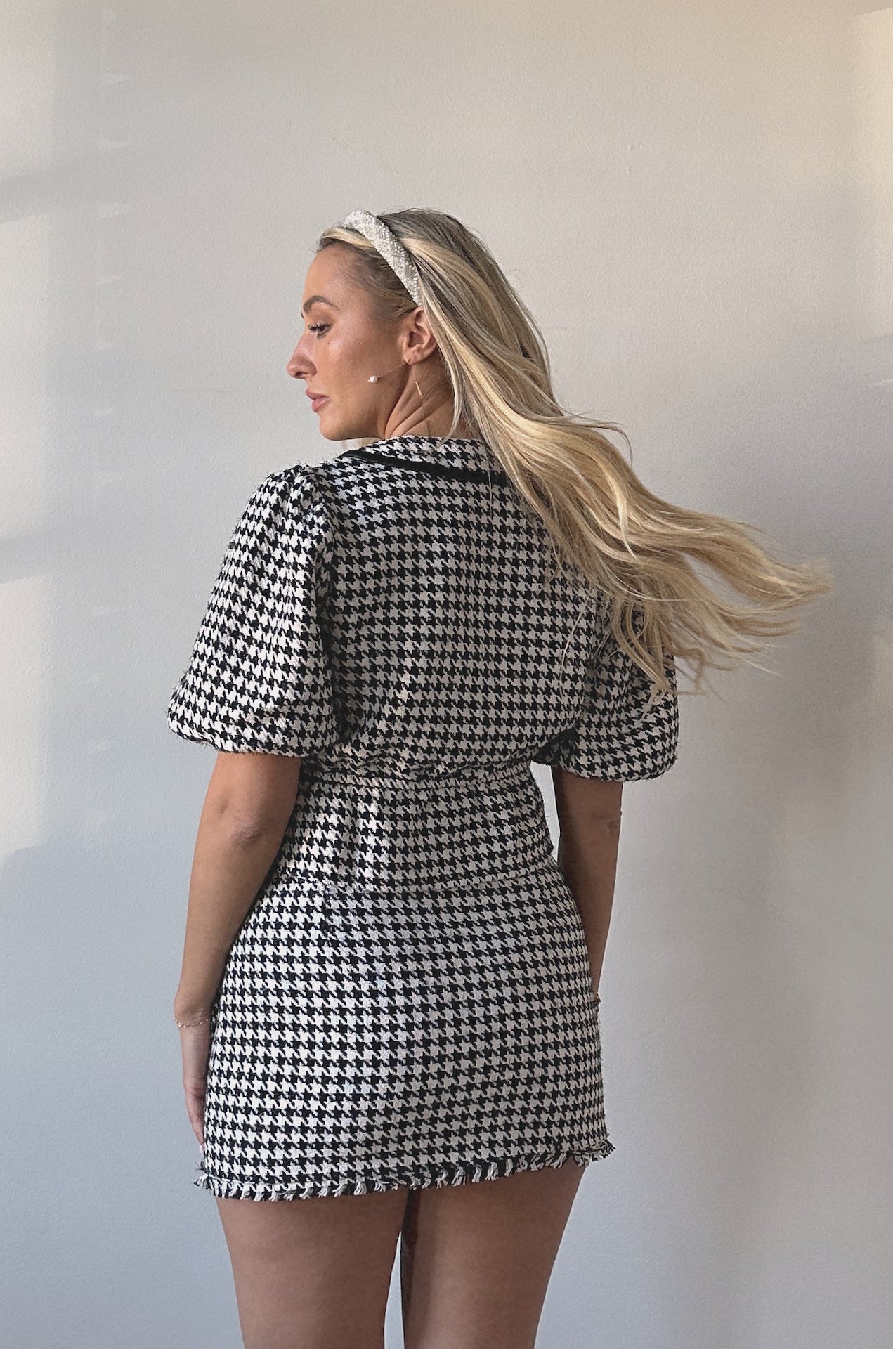 Houndstooth Puff Sleeve Top