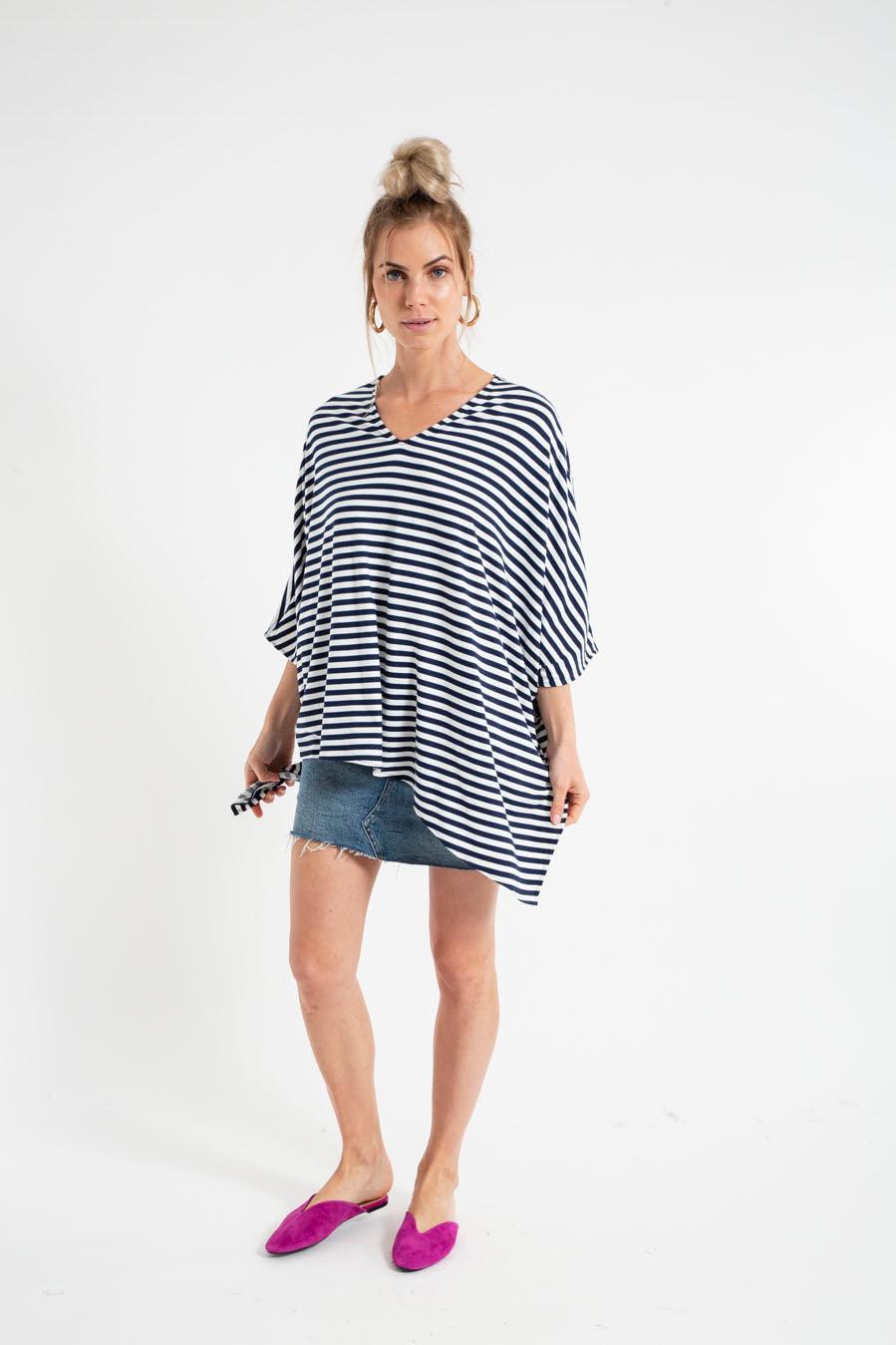 PONCHO DOUBLE EDGE VNECK TOP stripes