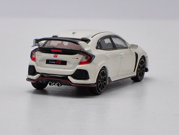 Honda Civic Type R (FK8) 1:64 Diecast Model Car in White (LHD)