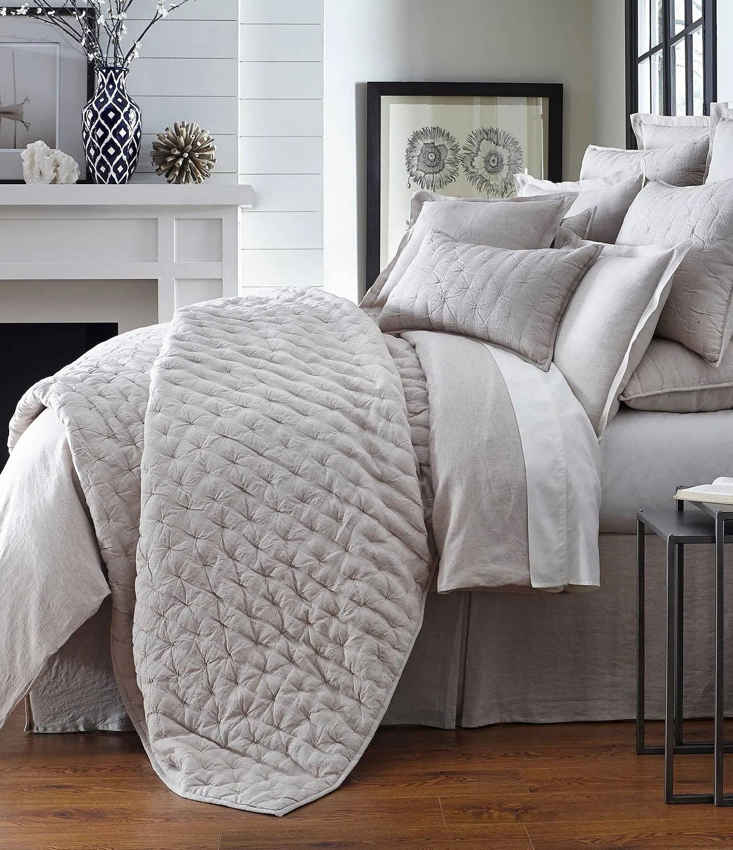 Southern Living Heirloom Linen Quilt - Full/Queen