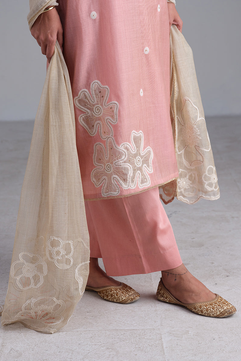 Coral Almond Woven Kurta And Contrast Dupatta With Hand Work Detailing