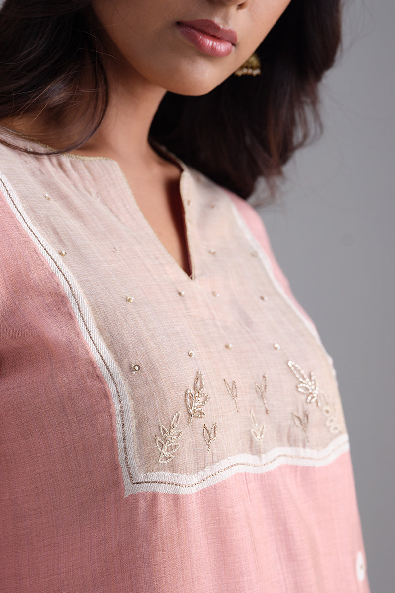 Coral Almond Woven Kurta And Contrast Dupatta With Hand Work Detailing