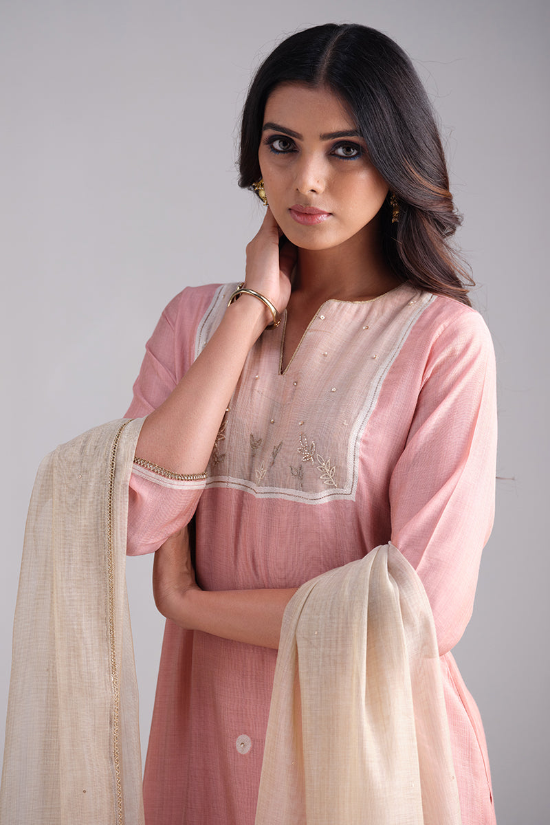 Coral Almond Woven Kurta And Contrast Dupatta With Hand Work Detailing