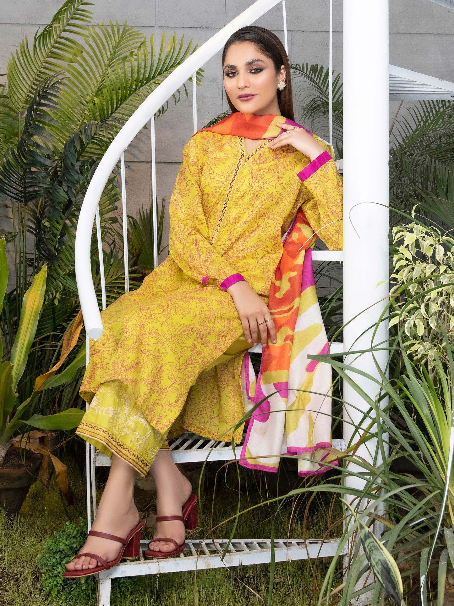 3 Piece Embroidered Lawn Suit